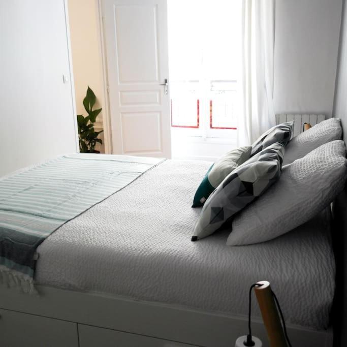 Appartement Haussmanannien Cosy - Republique Paris Exterior foto